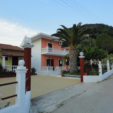 Virginia Apartments Vitaládes Exterior foto